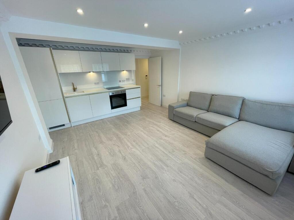 2 bed Apartment for rent in Reading. From Hunters - Reading