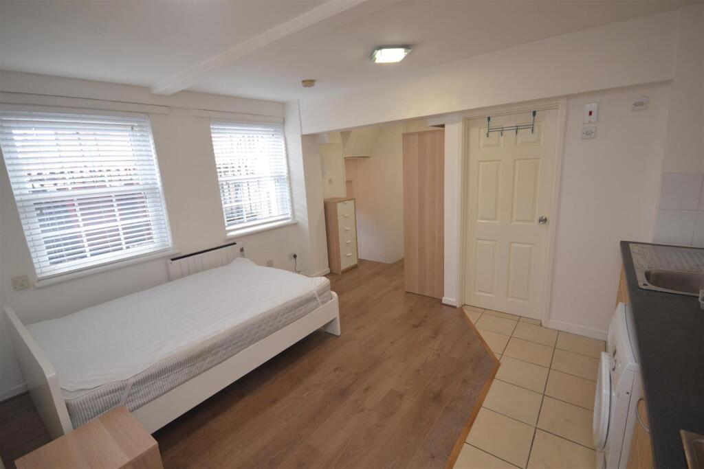 0 bed Studio for rent in Reading. From Hunters - Reading