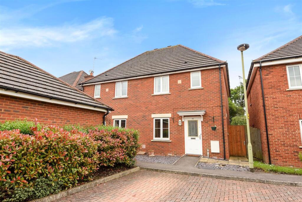3 bed Semi Detached for rent in Sindlesham. From Hunters - Reading