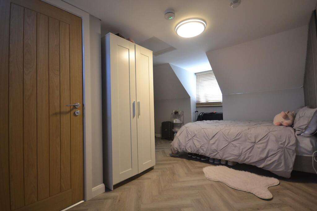 1 bed 1st Floor Flat for rent in Shinfield. From Hunters - Reading
