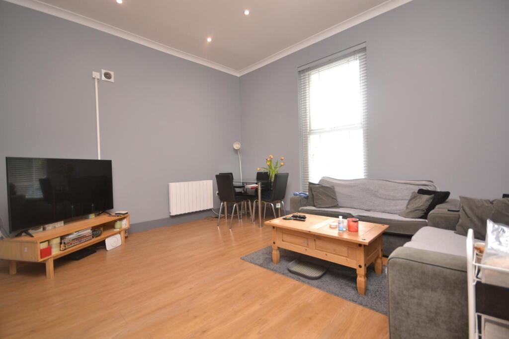 1 bed 1st Floor Flat for rent in Reading. From Hunters - Reading