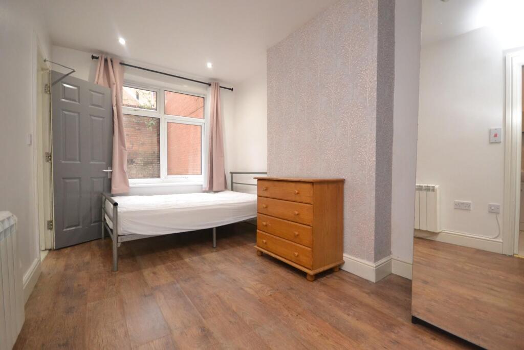 4 bed Studio for rent in Reading. From Hunters - Reading