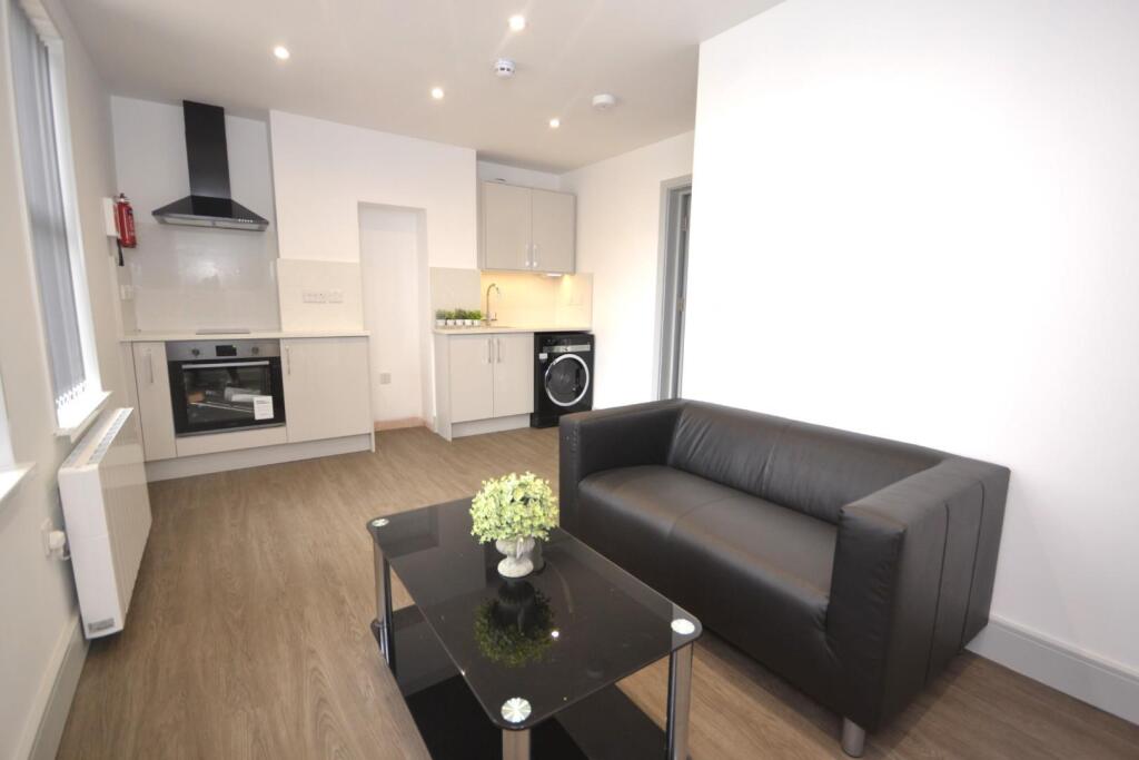 1 bed 1st Floor Flat for rent in Reading. From Hunters - Reading