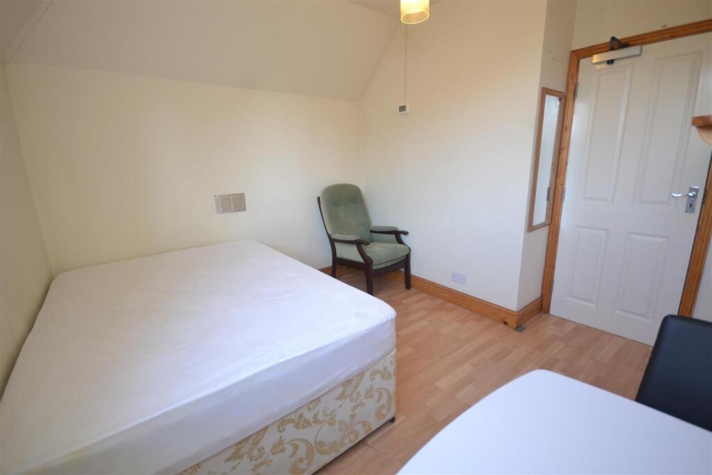 4 bed Studio for rent in Reading. From Hunters - Reading 4 bed Studio for rent in Reading. From Hunters - Reading