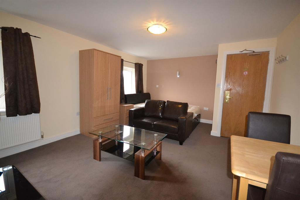4 bed Studio for rent in Reading. From Hunters - Reading