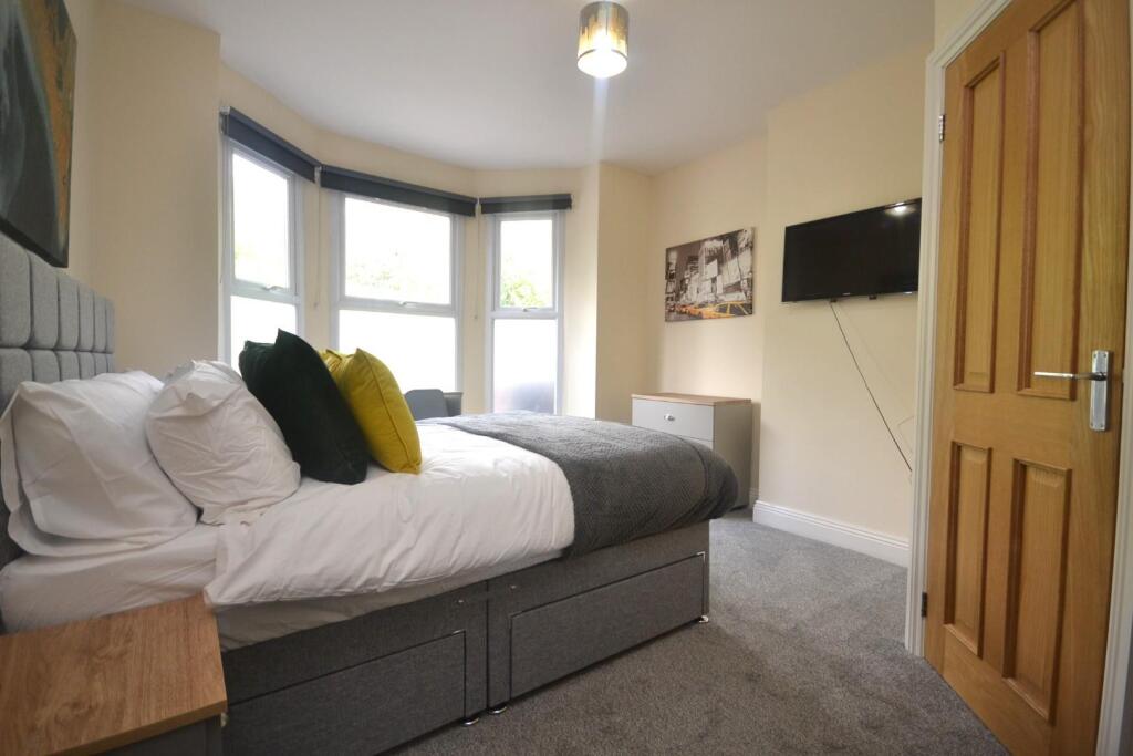 1 bed House Share for rent in Woodley. From Hunters - Reading 1 bed House Share for rent in Woodley. From Hunters - Reading