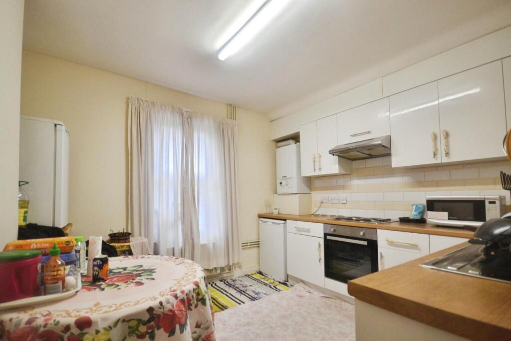 2 bed 1st Floor Flat for rent in Reading. From Hunters - Reading 2 bed 1st Floor Flat for rent in Reading. From Hunters - Reading