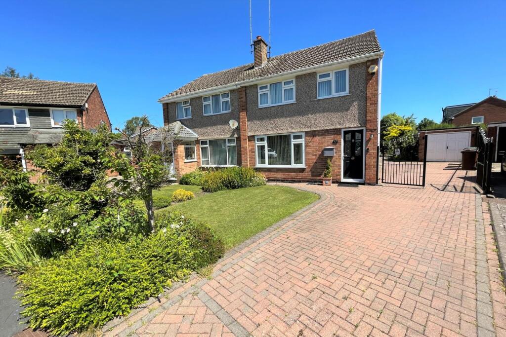 3 bed Semi Detached for rent in Shadwell. From Hunters - Roundhay