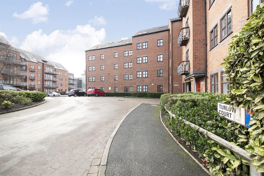 2 bed 1st Floor Flat for rent in Leeds. From Hunters - Roundhay 2 bed 1st Floor Flat for rent in Leeds. From Hunters - Roundhay