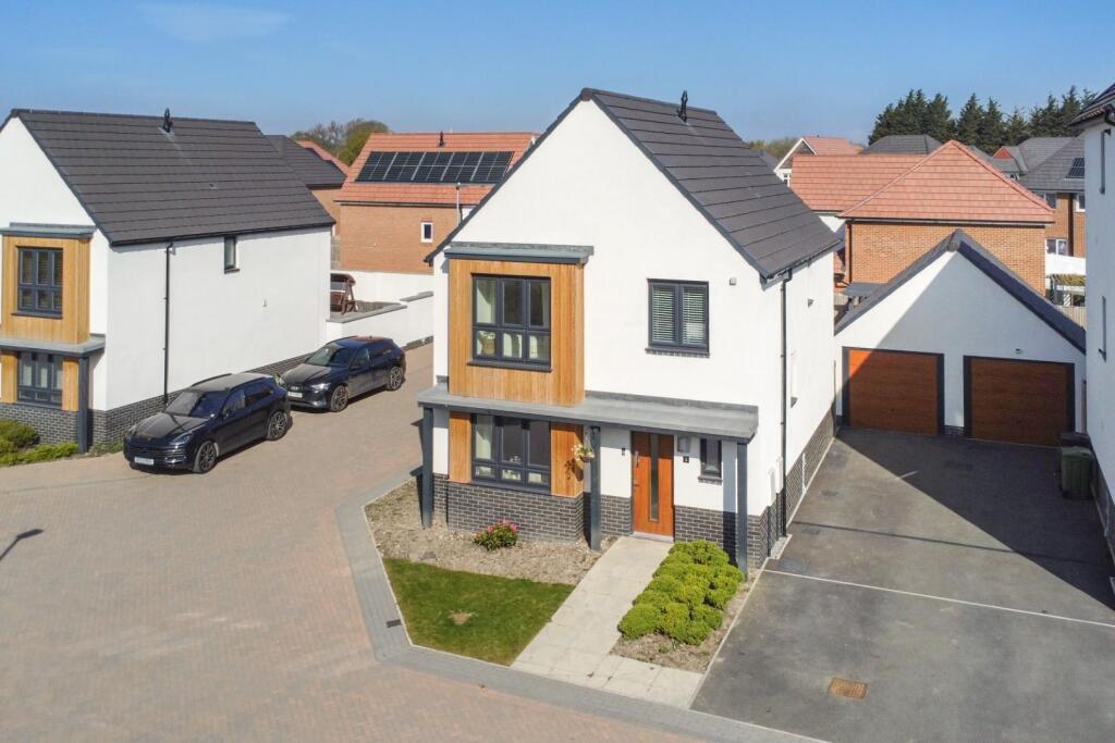 4 bed Detached for rent in Leeds. From Hunters - Roundhay 4 bed Detached for rent in Leeds. From Hunters - Roundhay