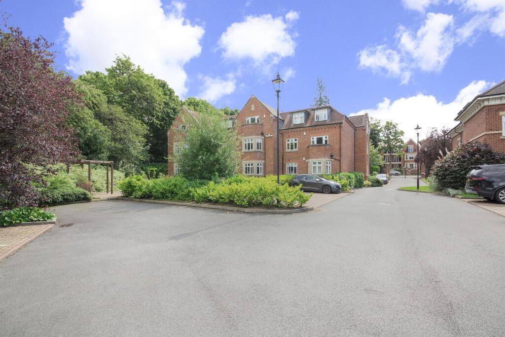 2 bed 1st Floor Flat for rent in Leeds. From Hunters - Roundhay 2 bed 1st Floor Flat for rent in Leeds. From Hunters - Roundhay