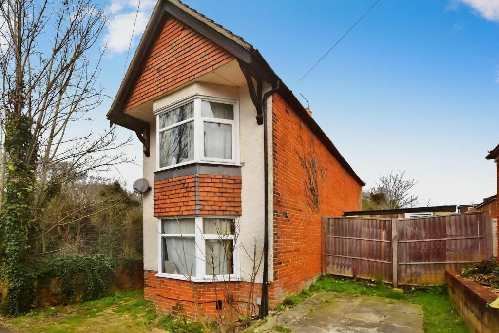 4 bed Detached for rent in Southampton. From Hunters - Southampton