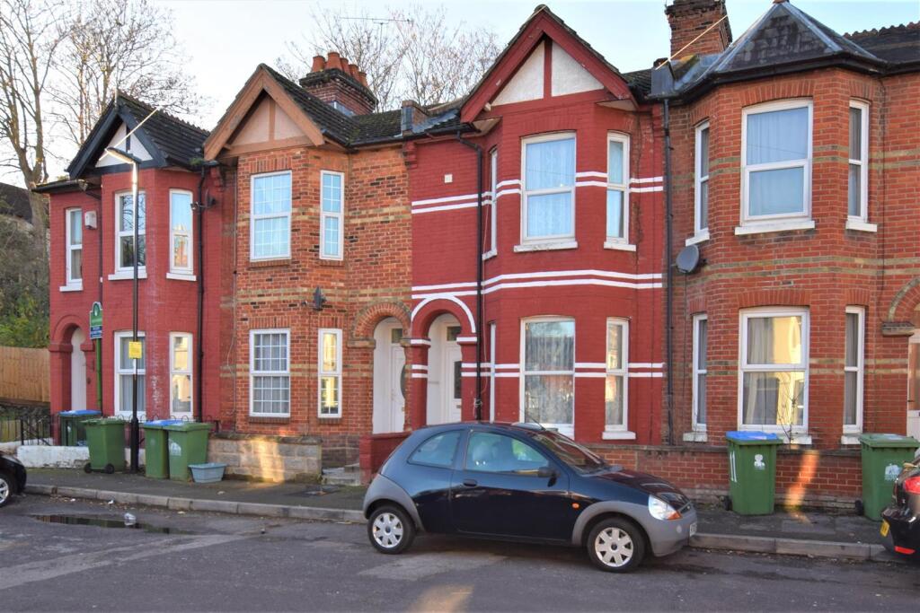 5 bed Mid Terraced House for rent in Southampton. From Hunters - Southampton