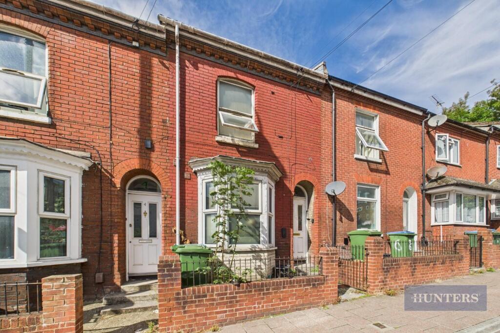 4 bed Studio for rent in Southampton. From Hunters - Southampton
