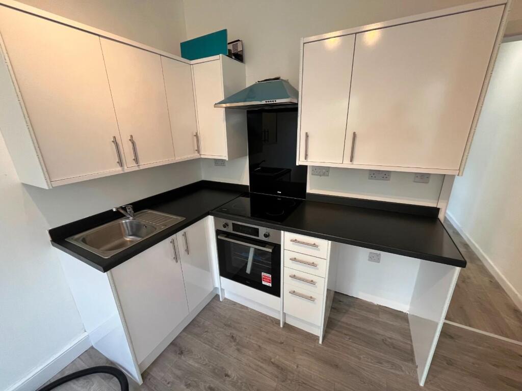 2 bed 1st Floor Flat for rent in Southampton. From Hunters - Southampton
