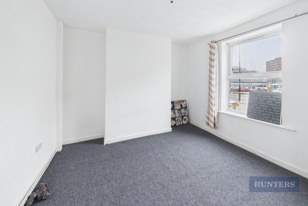 4 bed Mid Terraced House for rent in Southampton. From Hunters - Southampton