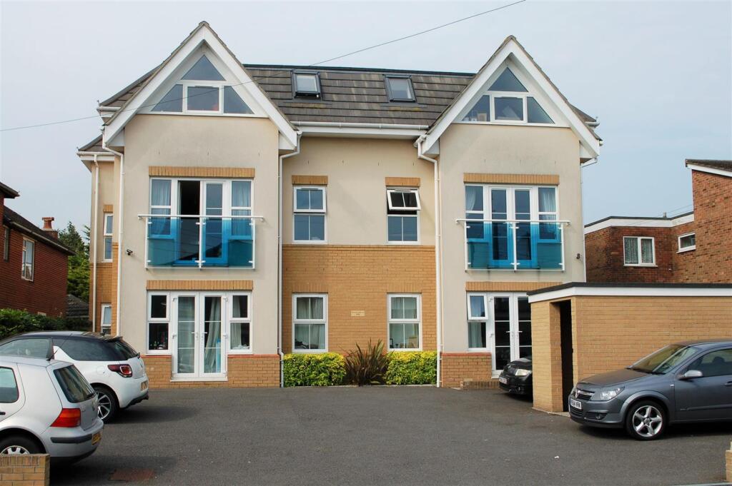 2 bed 1st Floor Flat for rent in Southampton. From Hunters - Southampton