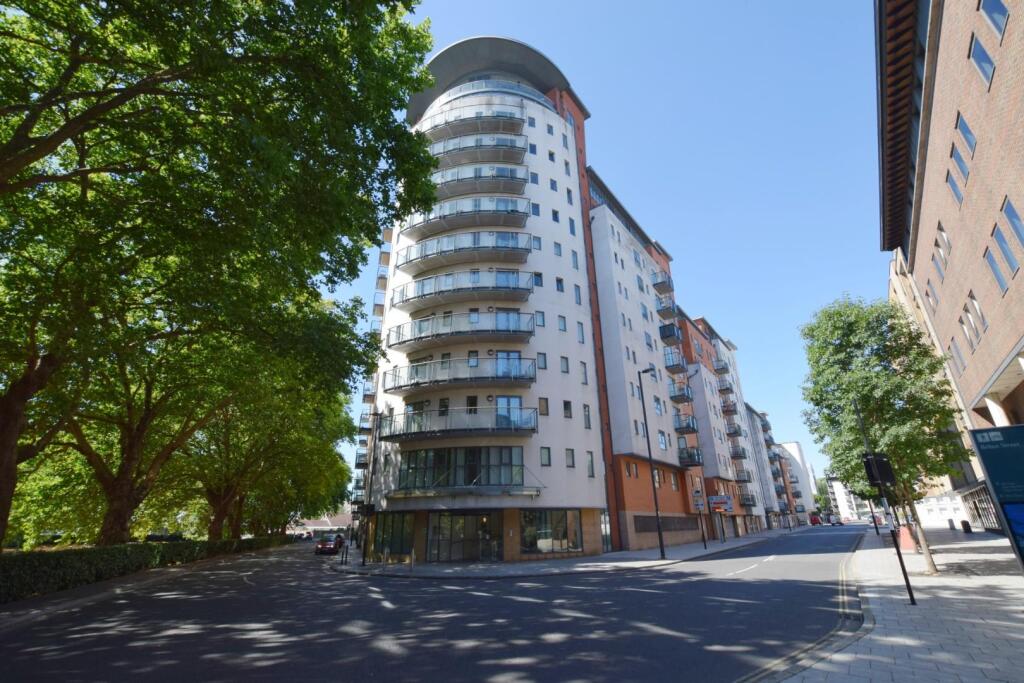 2 bed Detached for rent in Southampton. From Hunters - Southampton