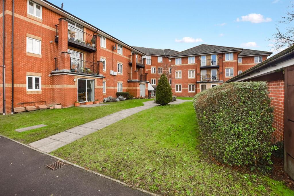 2 bed 1st Floor Flat for rent in Southampton. From Hunters - Southampton 2 bed 1st Floor Flat for rent in Southampton. From Hunters - Southampton