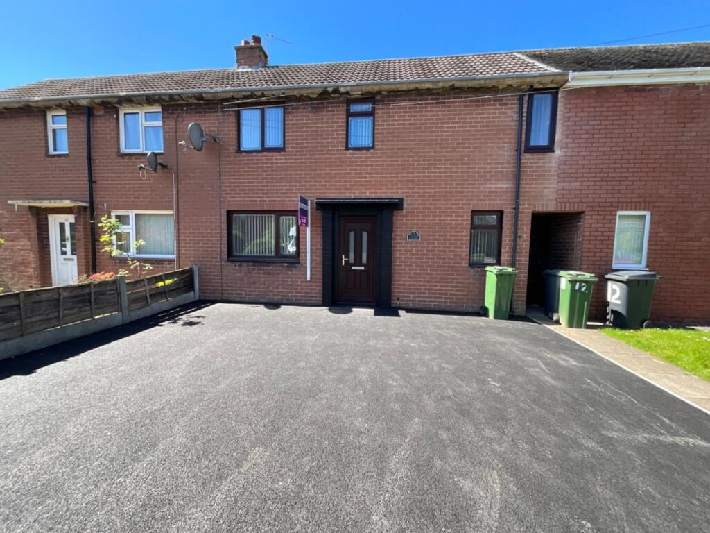 3 bed Mid Terraced House for rent in Dukinfield. From Hunters - Stalybridge 3 bed Mid Terraced House for rent in Dukinfield. From Hunters - Stalybridge