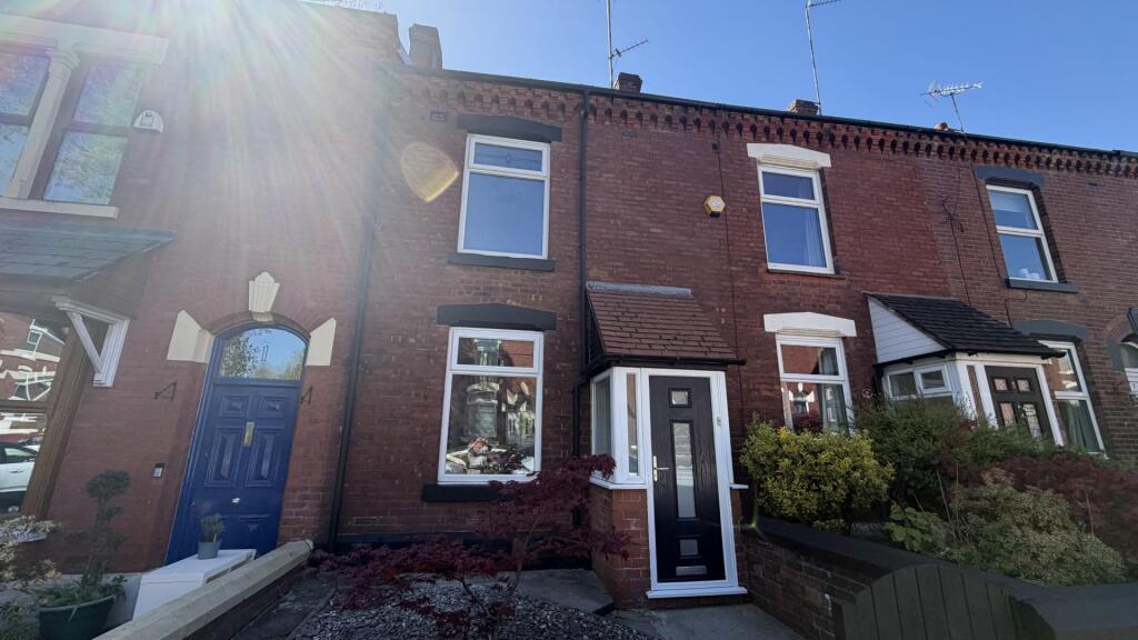 2 bed Mid Terraced House for rent in Ashton-under-Lyne. From Hunters - Stalybridge
