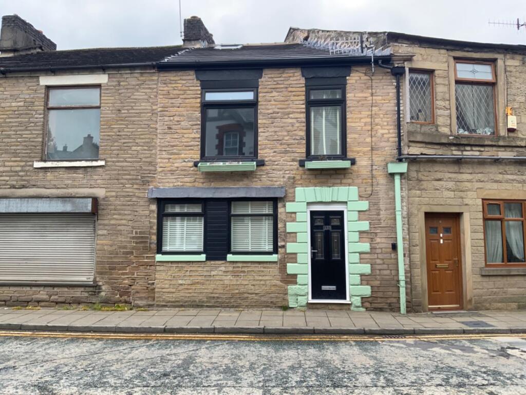 1 bed 1st Floor Flat for rent in Ashton-under-Lyne. From Hunters - Stalybridge