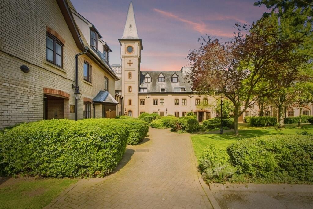 1 bed 1st Floor Flat for rent in St Margarets. From Hunters - Stanstead Abbotts