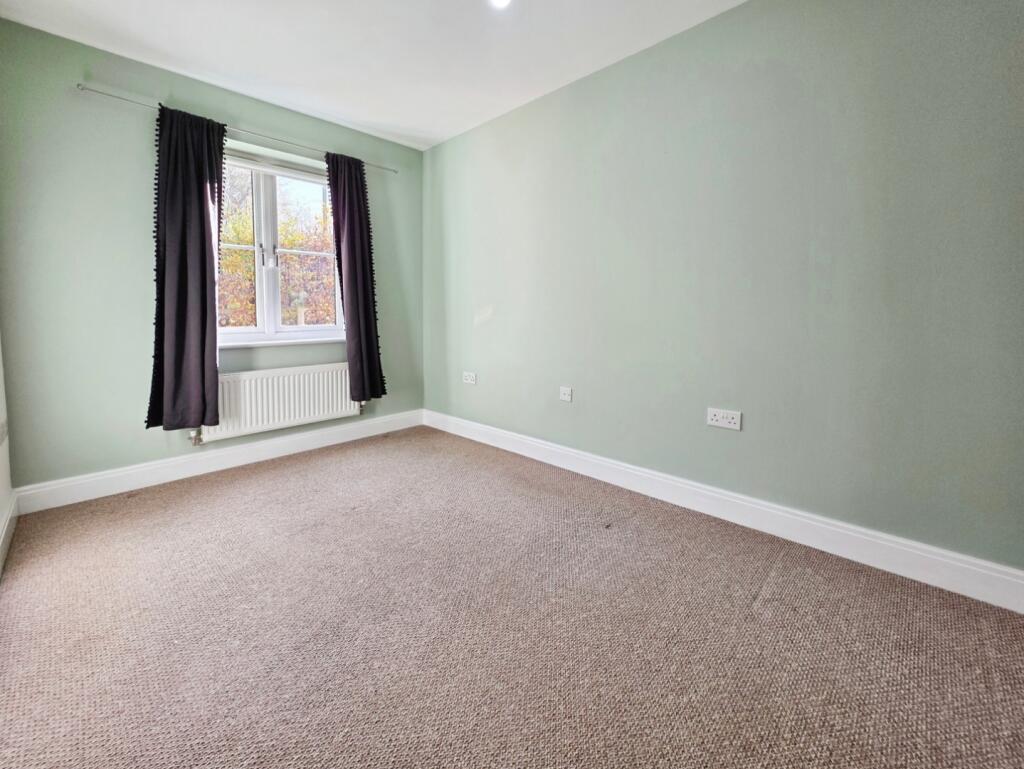 2 bed Apartment for rent in Stonehouse. From Hunters - Stroud