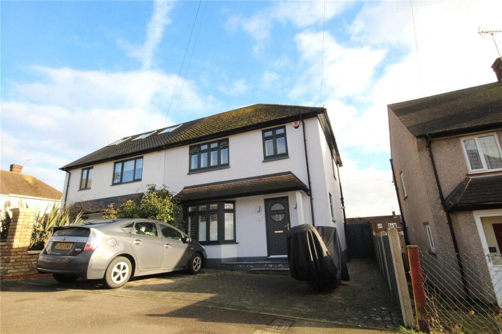 3 bed Semi Detached for rent in Loughton. From Ashton Estate Agents - Chadwell Heath
