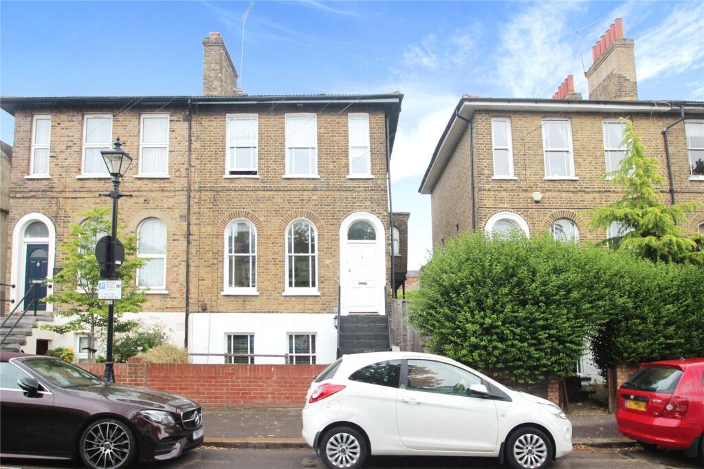 1 bed Apartment for rent in Walthamstow. From Ashton Estate Agents - Chadwell Heath
