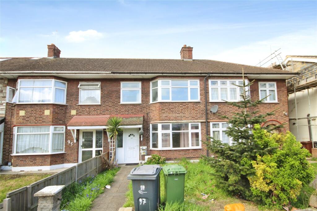3 bed Mid Terraced House for rent in Dagenham. From Ashton Estate Agents - Chadwell Heath
