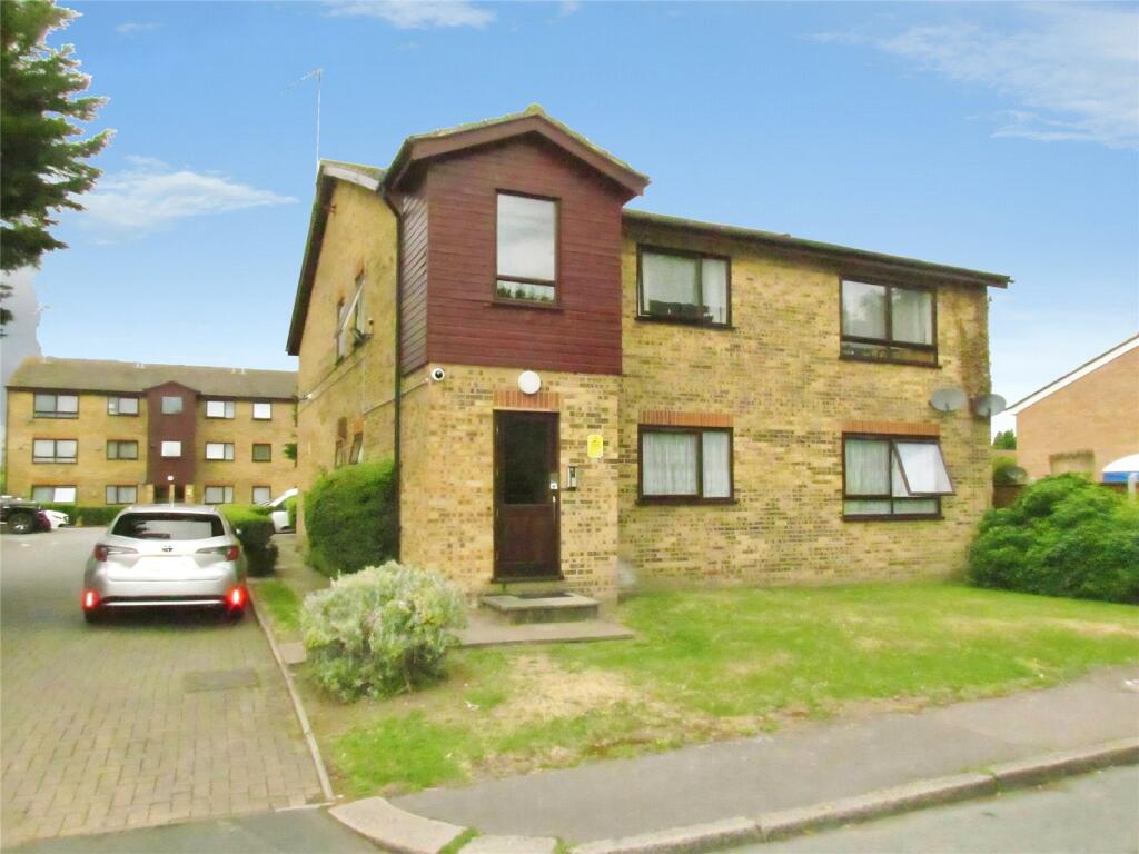 1 bed Apartment for rent in Ilford. From Ashton Estate Agents - Chadwell Heath