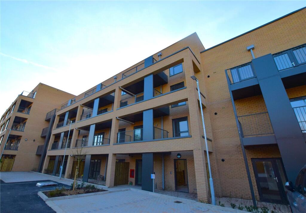1 bed Apartment for rent in Romford. From Ashton Estate Agents - Chadwell Heath
