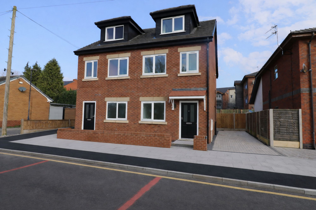 3 bed Semi Detached for rent in Higher Folds. From Ashtons Estate Agency - St Helens