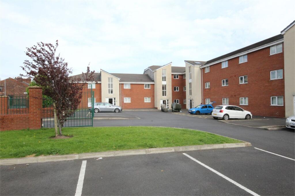 2 bed Apartment for rent in St Helens. From Ashtons Estate Agency - St Helens