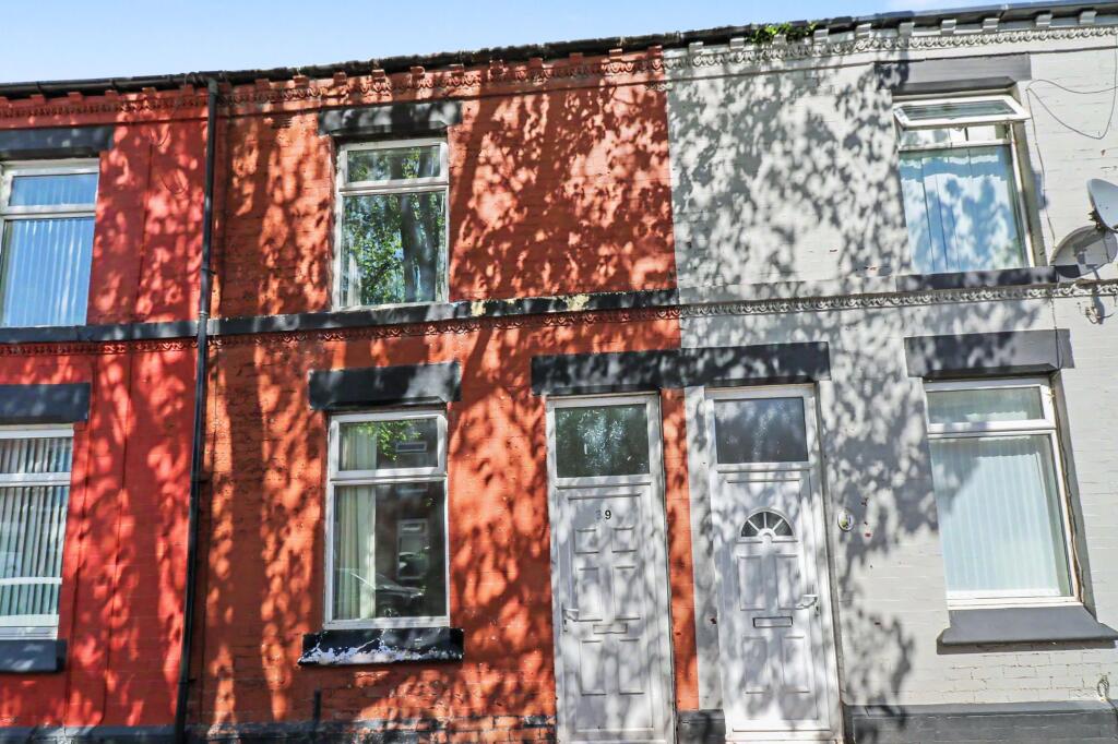 2 bed Mid Terraced House for rent in St Helens. From Ashtons Estate Agency - St Helens
