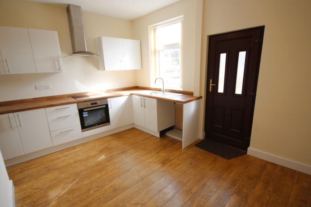 2 bed Mid Terraced House for rent in Pewfall. From Ashtons Estate Agency - St Helens
