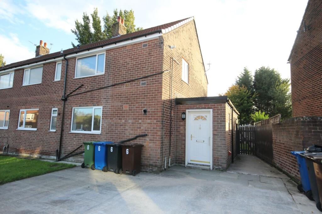 2 bed 1st Floor Flat for rent in Bickershaw. From Ashtons Estate Agency - St Helens