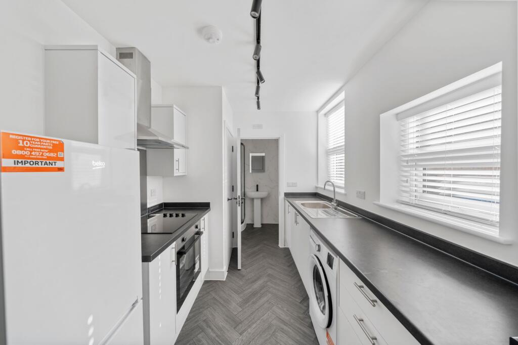2 bed 1st Floor Flat for rent in Crankwood. From Ashtons Estate Agency - St Helens 2 bed 1st Floor Flat for rent in Crankwood. From Ashtons Estate Agency - St Helens