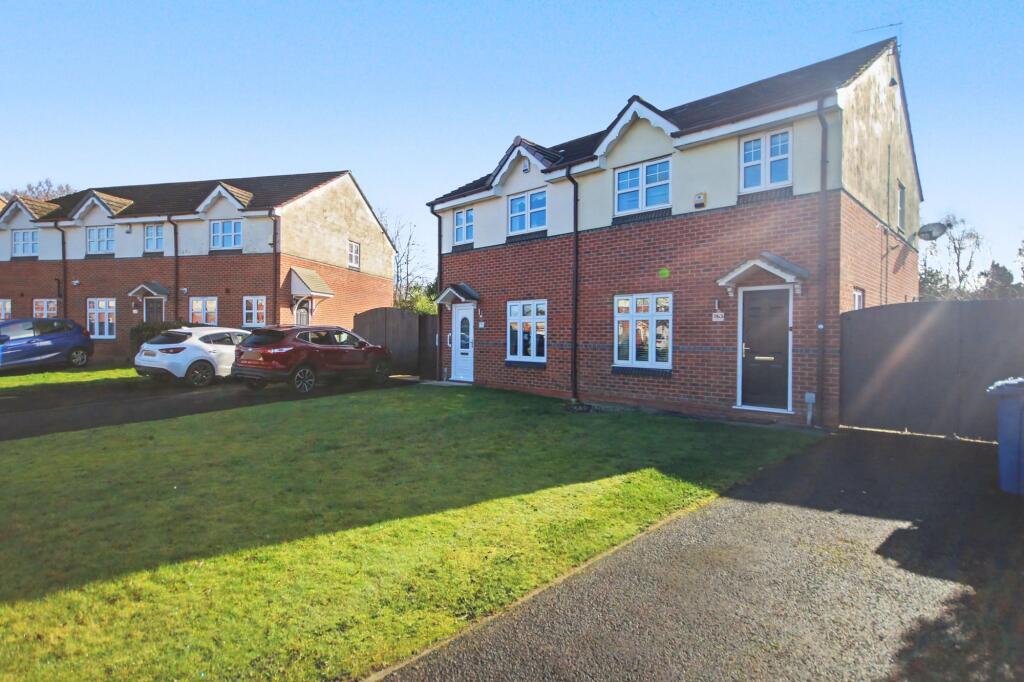 3 bed Semi Detached for rent in Golborne. From Ashtons Estate Agency - St Helens 3 bed Semi Detached for rent in Golborne. From Ashtons Estate Agency - St Helens