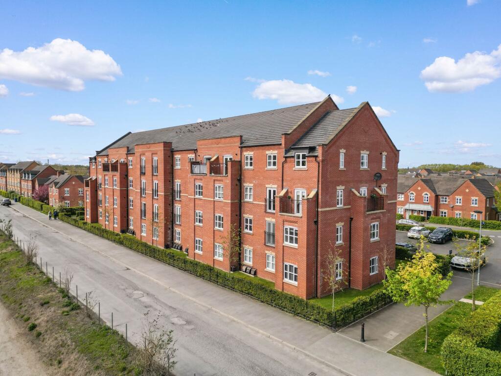 2 bed Apartment for rent in Appleton Thorn. From Ashtons Estate Agency - Stockton Heath
