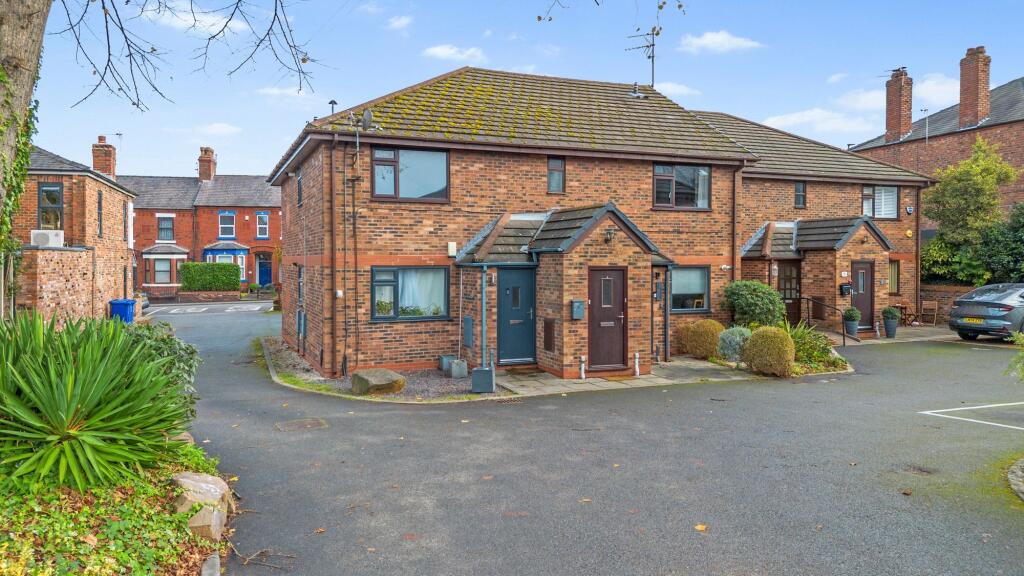1 bed Apartment for rent in Higher Walton. From Ashtons Estate Agency - Stockton Heath