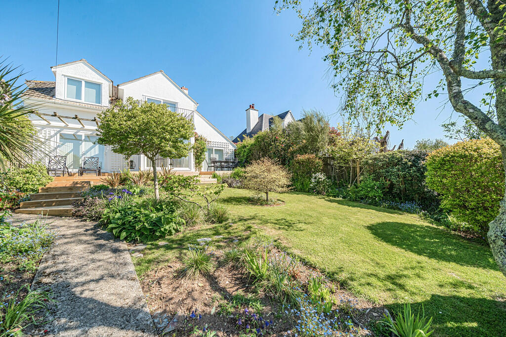 4 bed Detached for rent in Newton Ferrers. From Luscombe Maye - Yealmpton