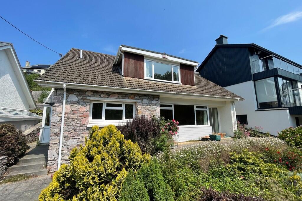 3 bed Detached for rent in Newton Ferrers. From Luscombe Maye - Yealmpton 3 bed Detached for rent in Newton Ferrers. From Luscombe Maye - Yealmpton