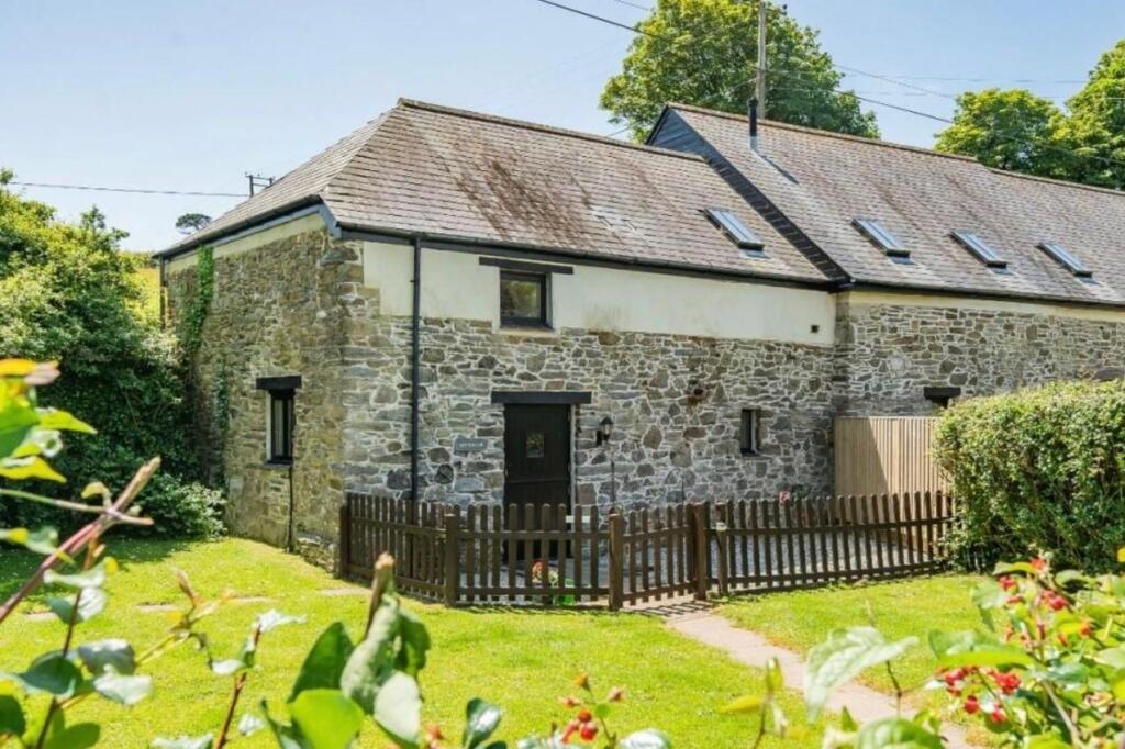 2 bed Cottage for rent in Malborough. From Luscombe Maye - Yealmpton