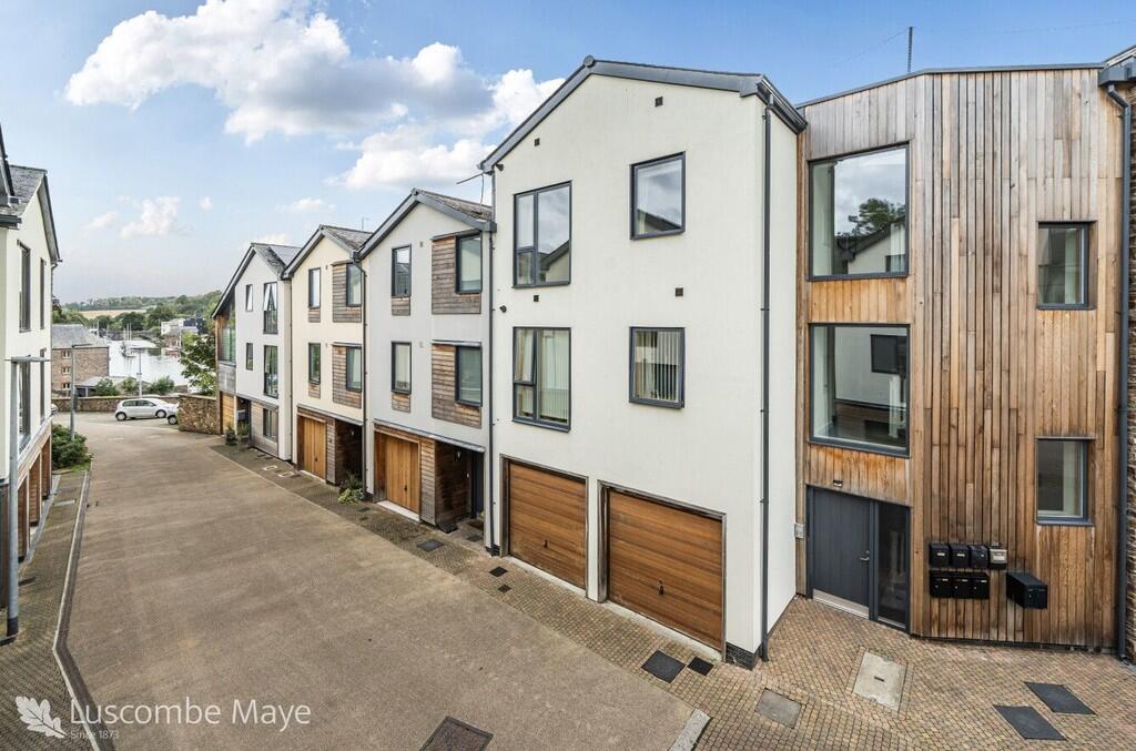 2 bed Apartment for rent in Totnes. From Luscombe Maye - Yealmpton 2 bed Apartment for rent in Totnes. From Luscombe Maye - Yealmpton