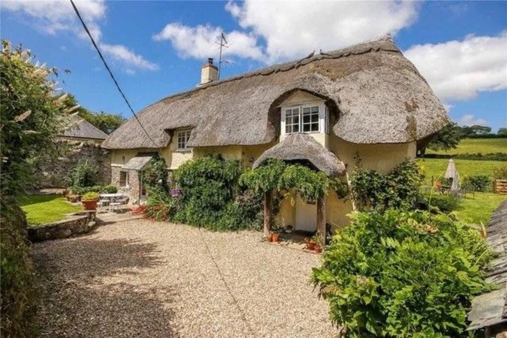3 bed Cottage for rent in Holbeton. From Luscombe Maye - Yealmpton