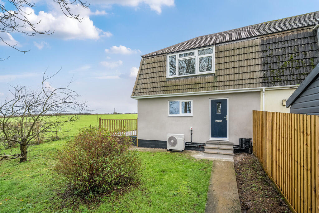 3 bed Semi Detached for rent in Kingsbridge. From Luscombe Maye - Yealmpton 3 bed Semi Detached for rent in Kingsbridge. From Luscombe Maye - Yealmpton