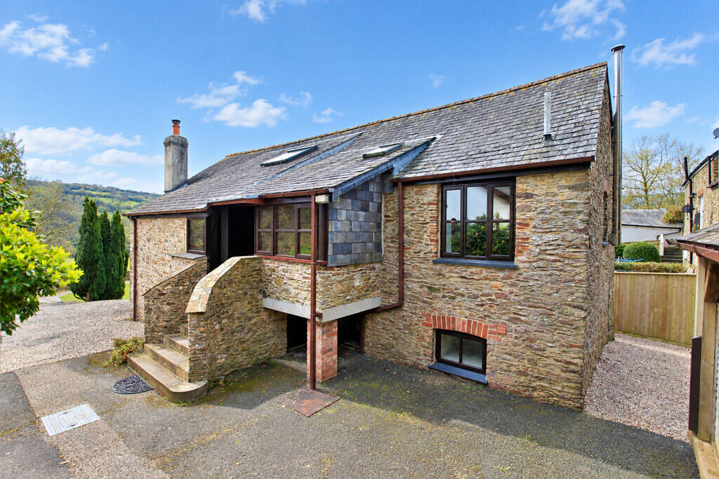 3 bed Barn Conversion for rent in Loddiswell. From Luscombe Maye - Yealmpton 3 bed Barn Conversion for rent in Loddiswell. From Luscombe Maye - Yealmpton