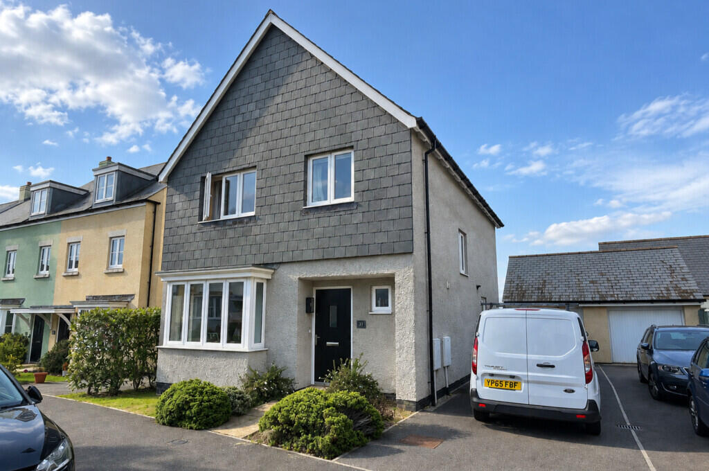 4 bed Detached for rent in Modbury. From Luscombe Maye - Yealmpton 4 bed Detached for rent in Modbury. From Luscombe Maye - Yealmpton